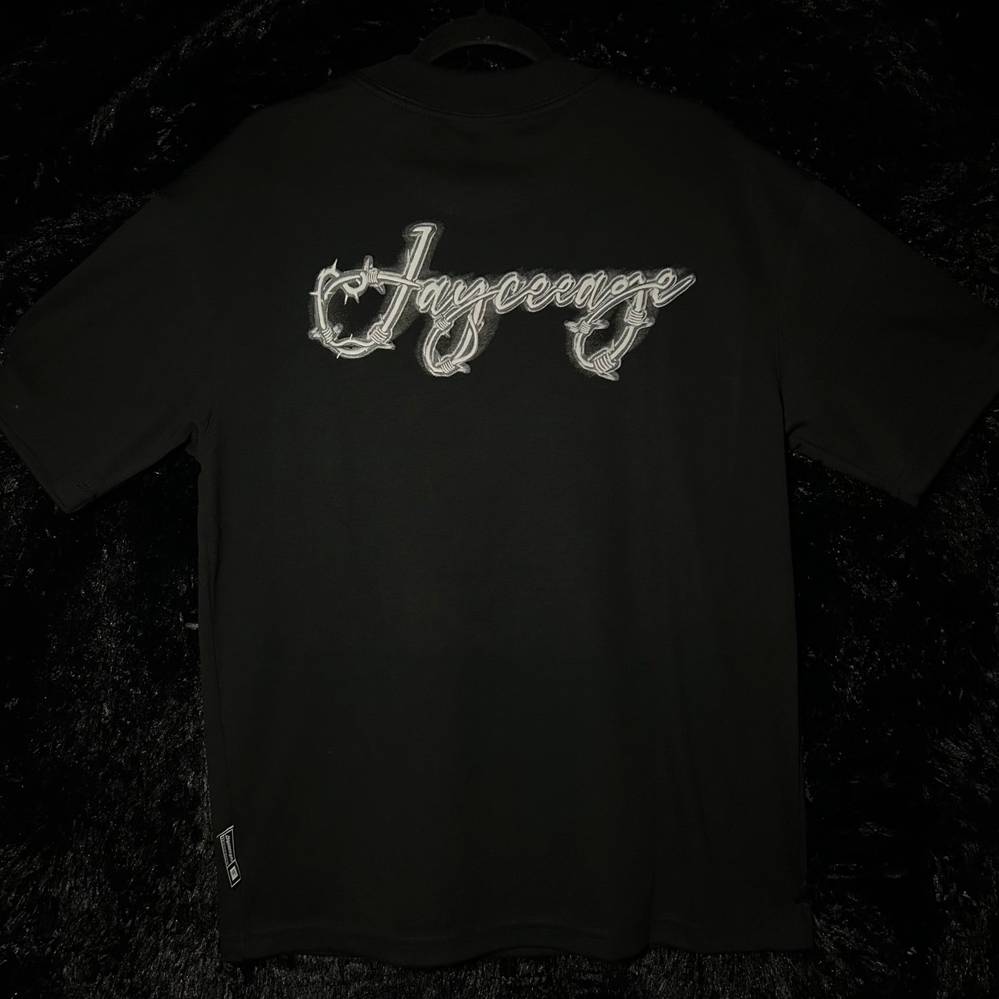 PLAYERA JAYCEEAGE PÚAS TEE