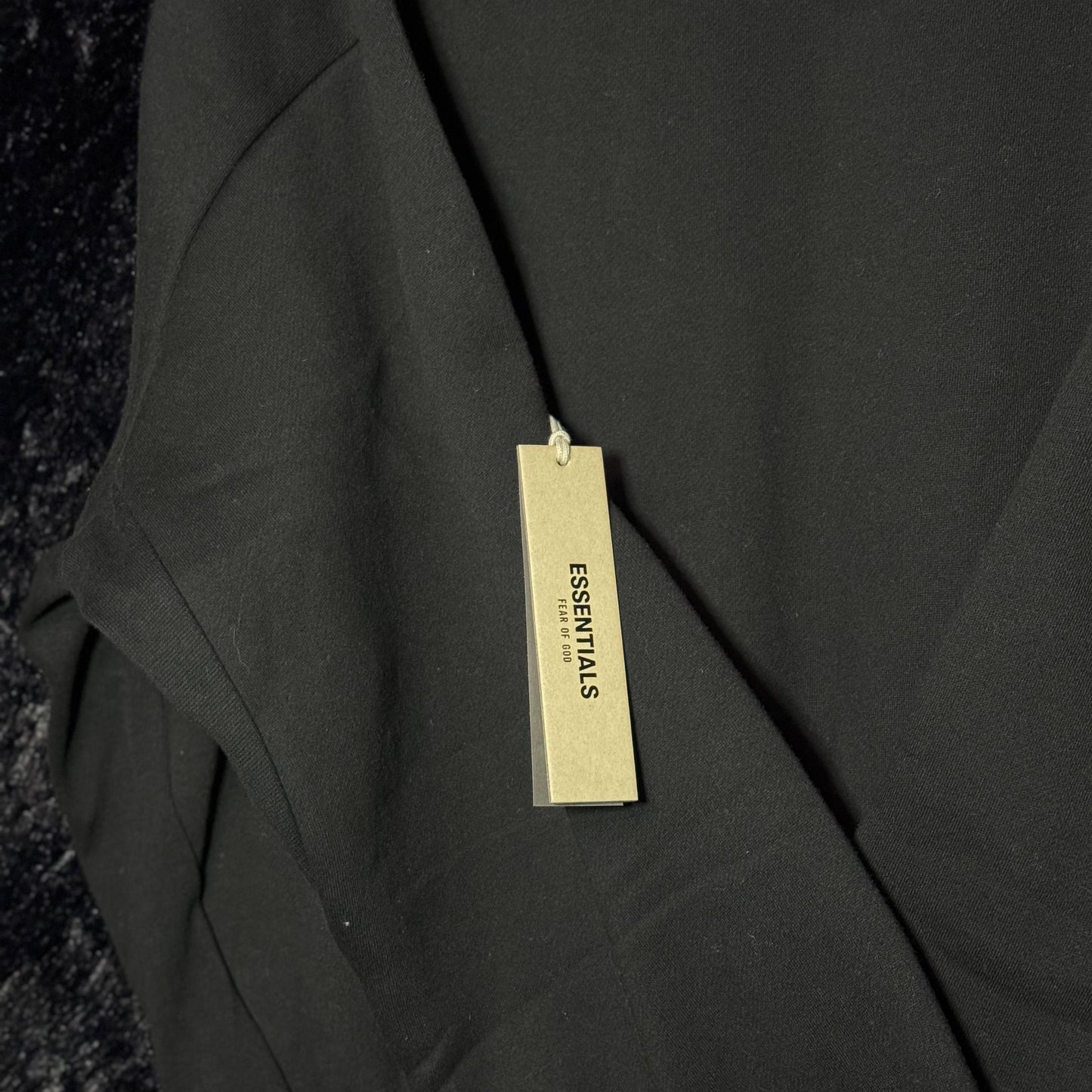 SUDADERA ESSENTIALS