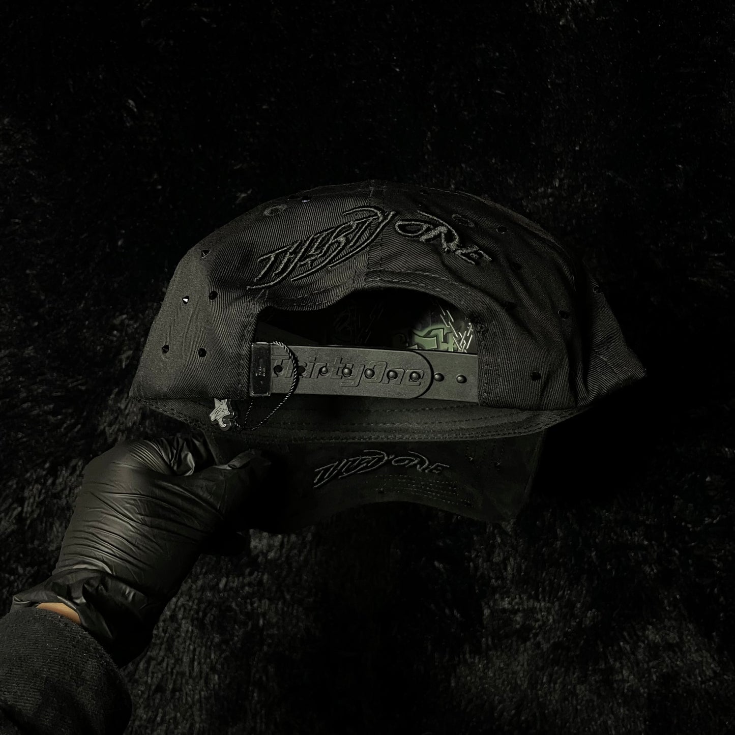 THIRTY ONE HATS BLACKOUT