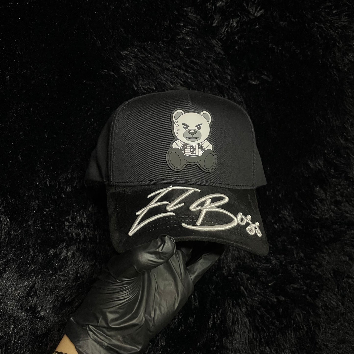 BARBAS HATS X BÁEZ “EL BOSS”