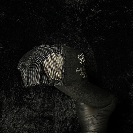 BARBAS HATS X LUIS R CONRIQUEZ SNQN
